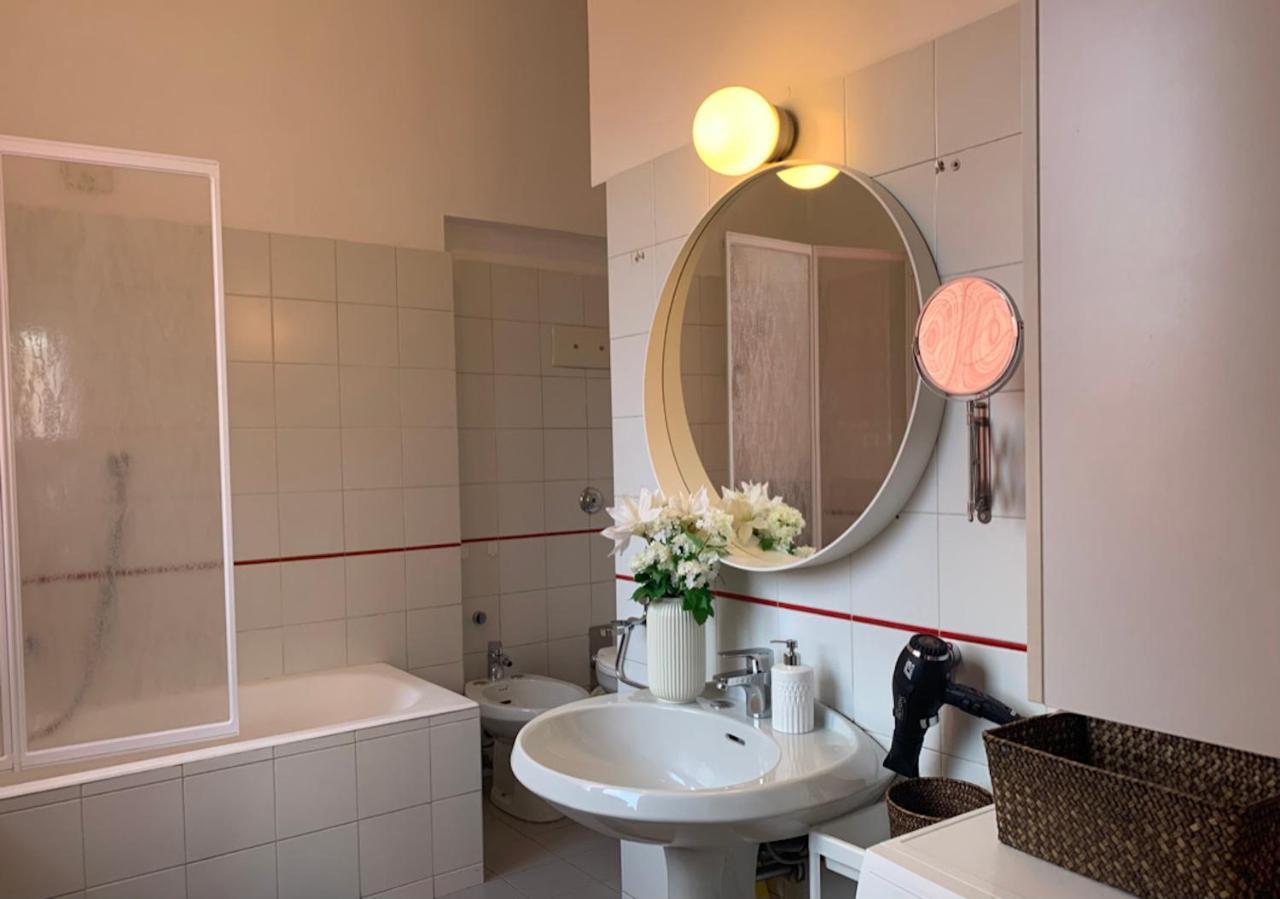 Camozzi Central Apartment แบร์กาโม ภายนอก รูปภาพ