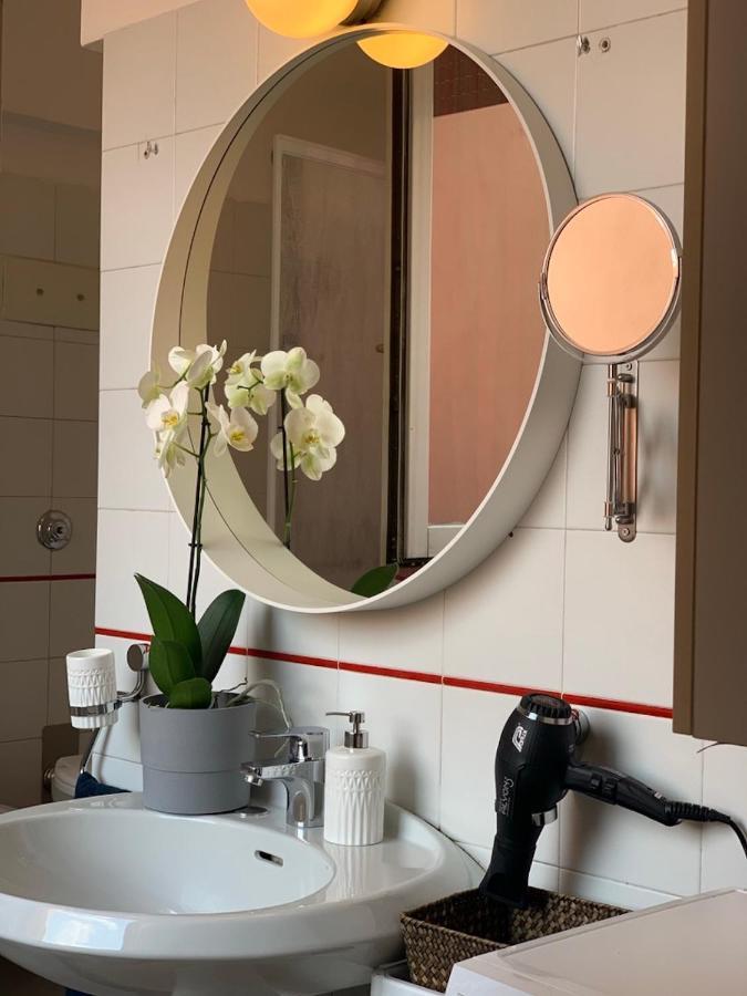 Camozzi Central Apartment แบร์กาโม ภายนอก รูปภาพ