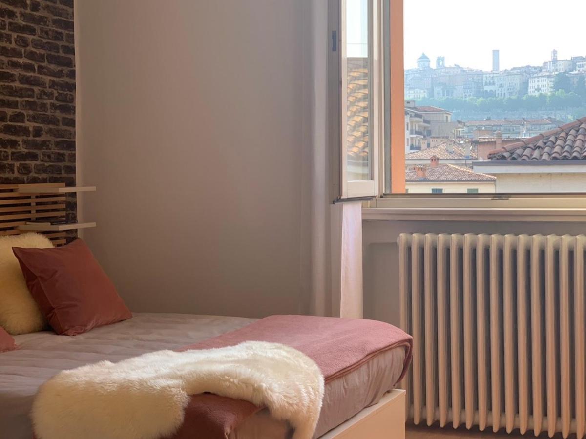 Camozzi Central Apartment แบร์กาโม ภายนอก รูปภาพ